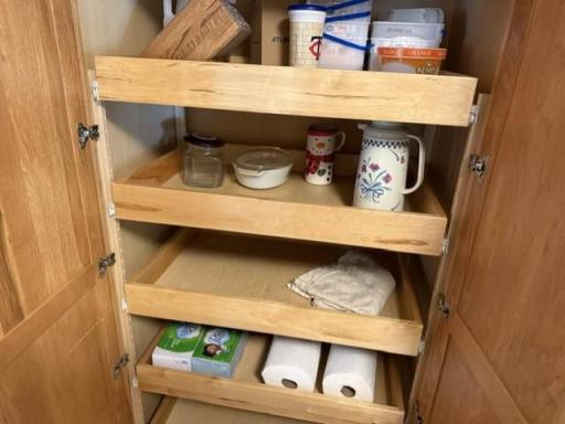Wonderful storage in this kitchen