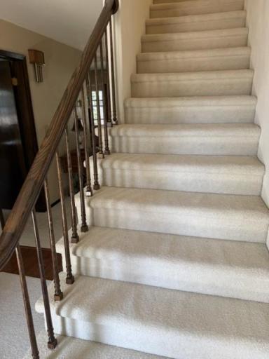 Wow Staircase to upstairs