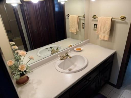 Mstr bath