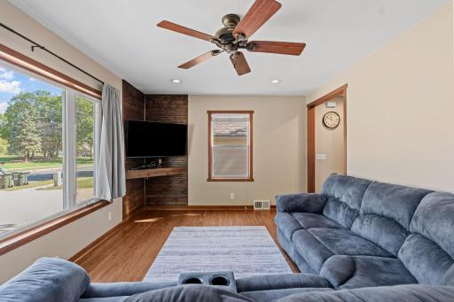 19-web-or-mls-3120 Lower 147th St W-19.jpg