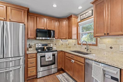 24-web-or-mls-3120 Lower 147th St W-24.jpg