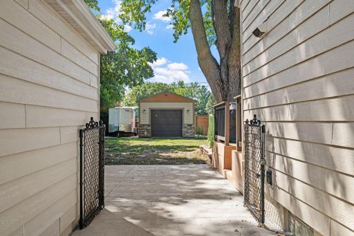 3120 Lower 147th Street W, Rosemount, MN 55068