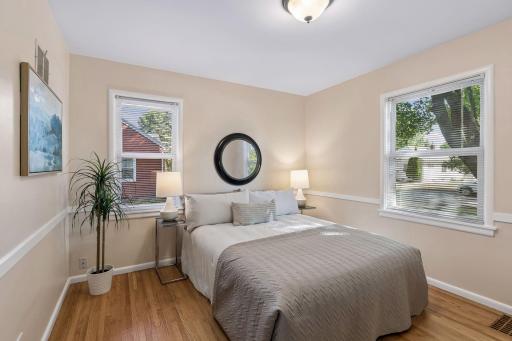 3827 Welcome Avenue North - Spacecrafting - 0018.jpg