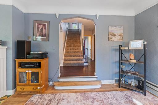 4631 London Road, Duluth, MN 55804