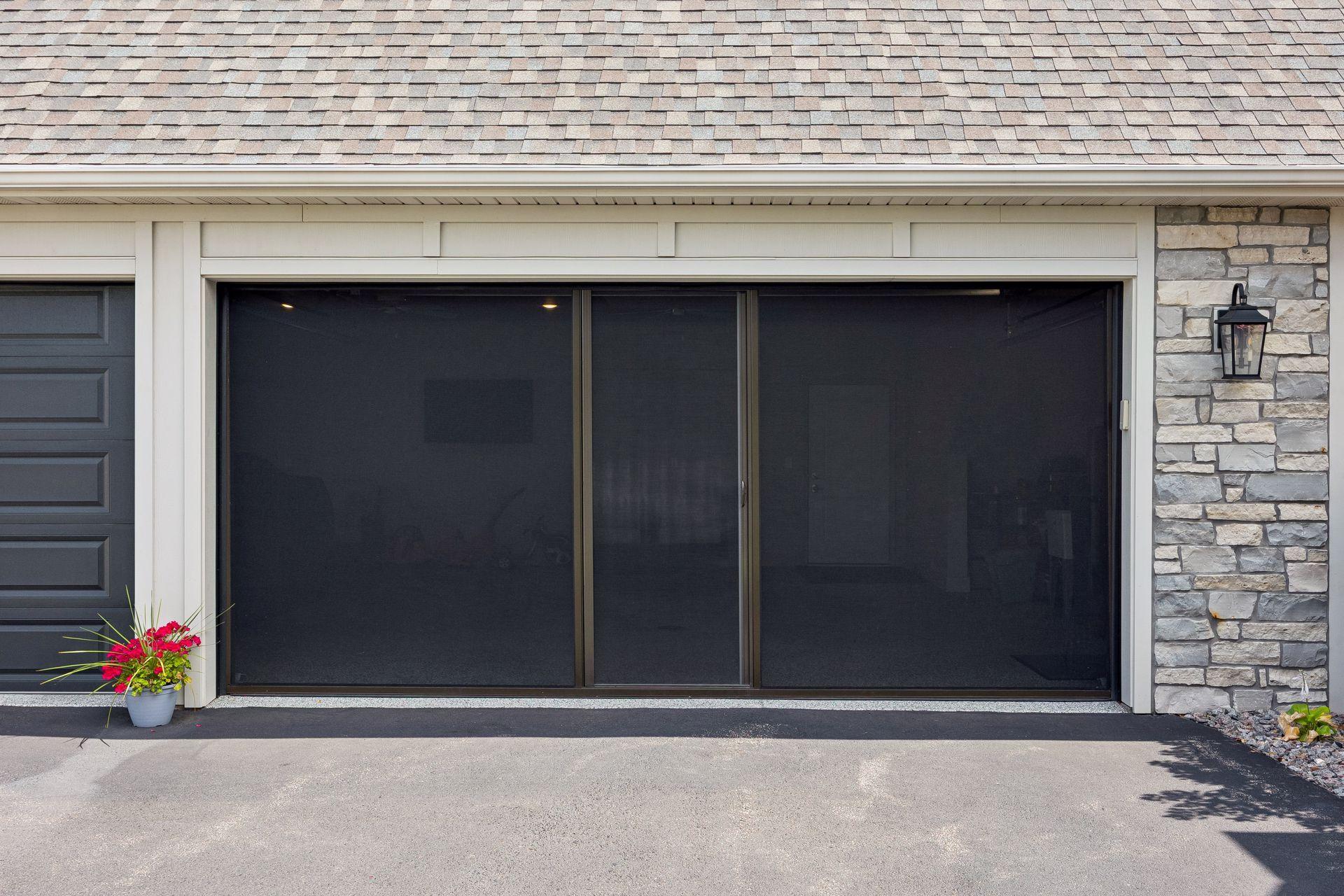 A magnetic garage screen transforms the garage into an additional usable space—perfect for enjoying fresh air throughout the warmer months.