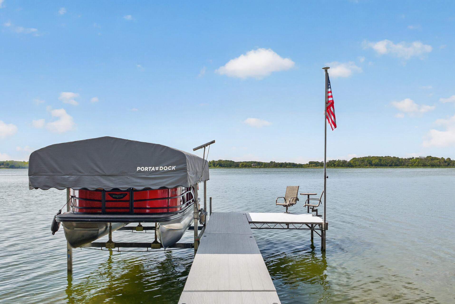53_2937_Lake_Shore53_mls.jpg