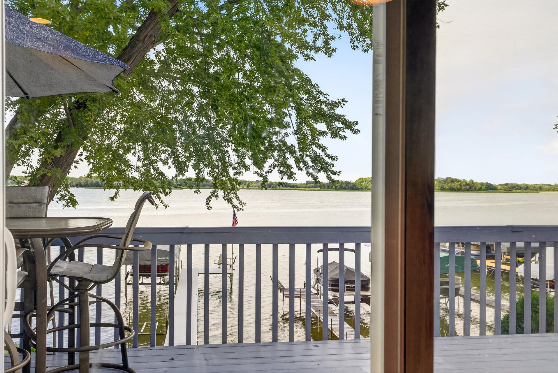 26_2937_Lake_Shore26_mls.jpg