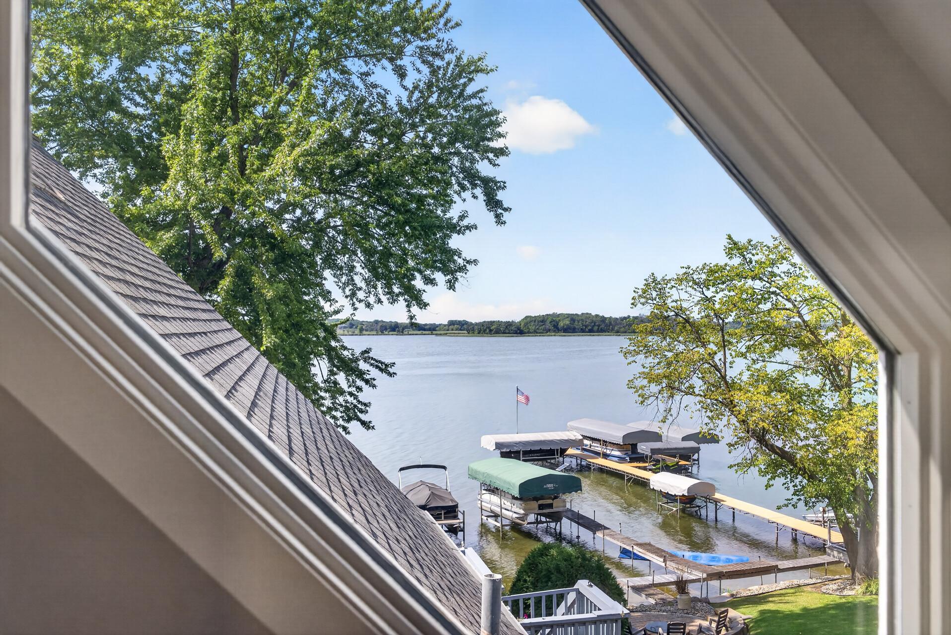 39_2937_Lake_Shore39_mls.jpg