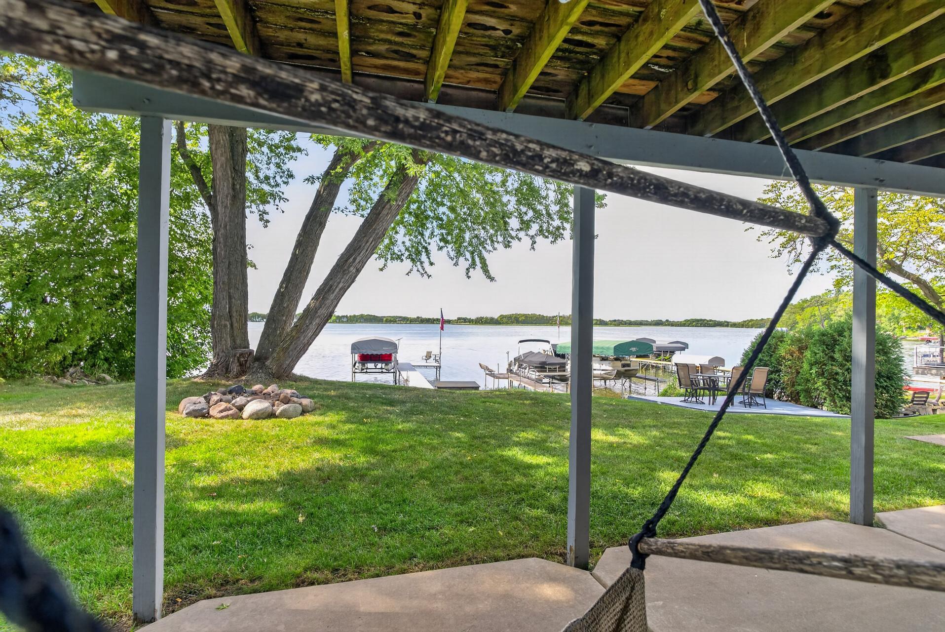 50_2937_Lake_Shore50_mls.jpg