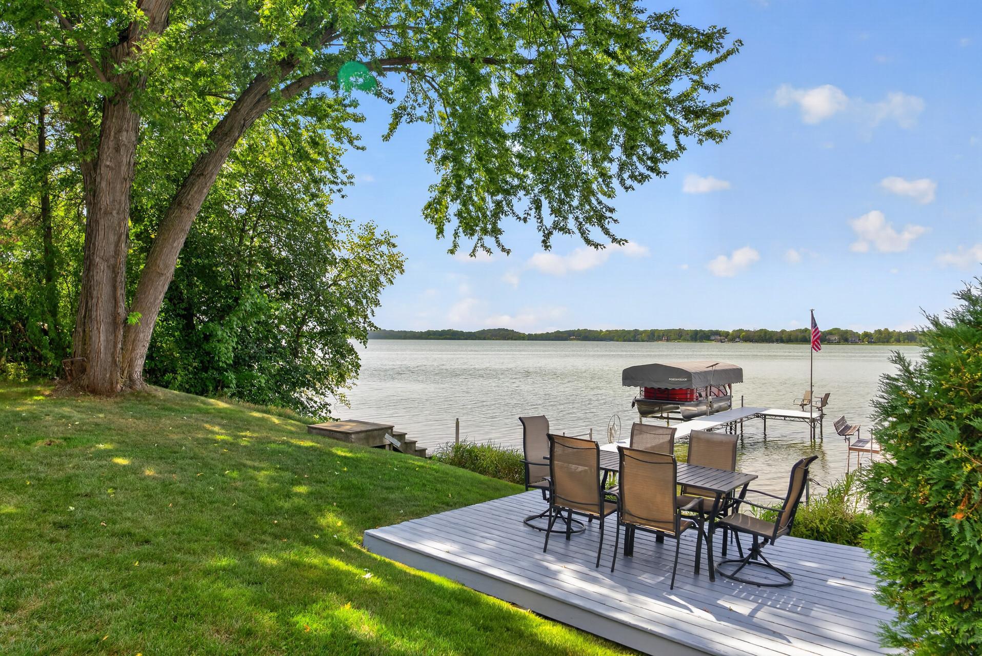 51_2937_Lake_Shore51_mls.jpg