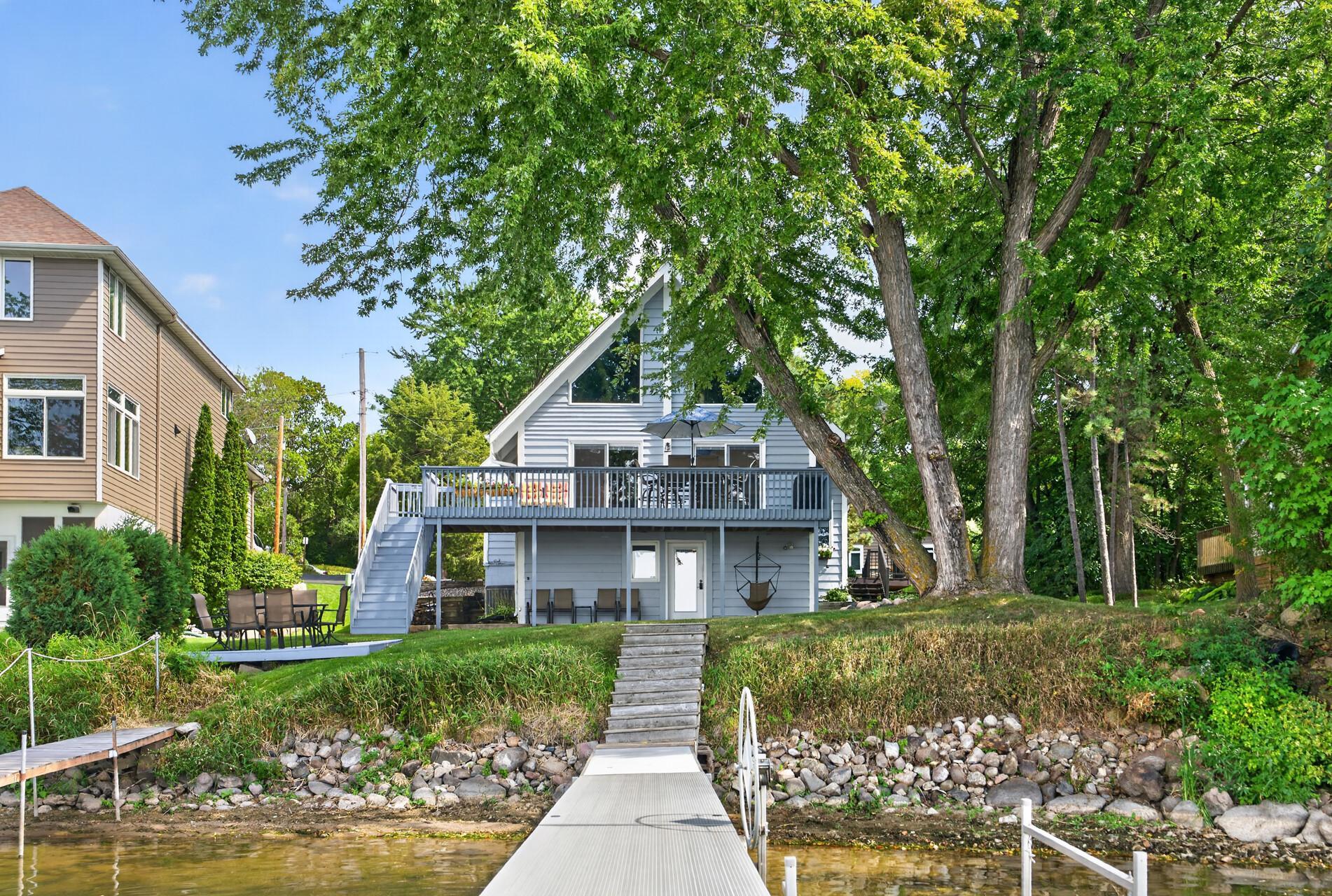 54_2937_Lake_Shore54_mls.jpg
