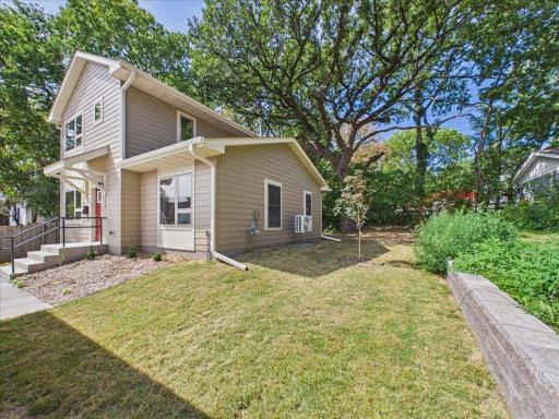 2911 N 4th Street, Minneapolis, MN 55411