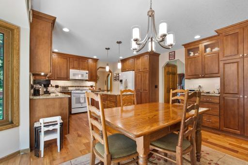 8978 Jewel Avenue S, Cottage Grove, MN 55016