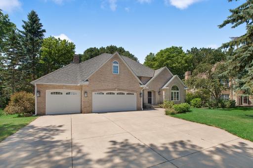 8978 Jewel Avenue S, Cottage Grove, MN 55016