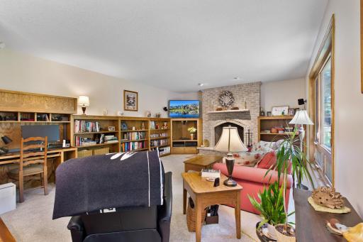 8978 Jewel Avenue S, Cottage Grove, MN 55016