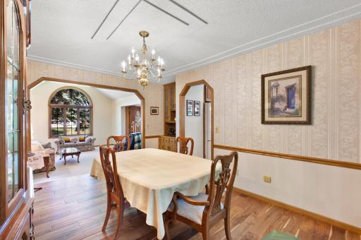 8978 Jewel Avenue S, Cottage Grove, MN 55016