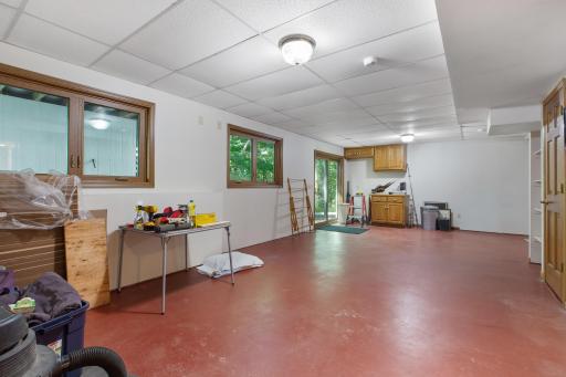 8978 Jewel Avenue S, Cottage Grove, MN 55016