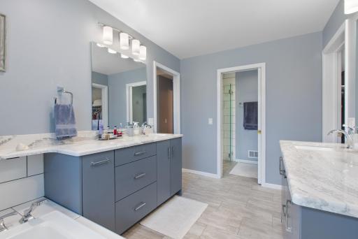 8978 Jewel Avenue S, Cottage Grove, MN 55016
