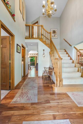 8978 Jewel Avenue S, Cottage Grove, MN 55016
