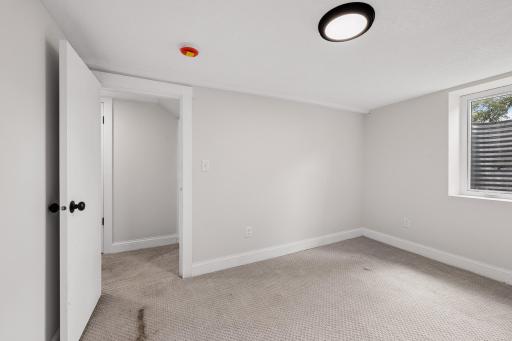 2715 17th Avenue E, North Saint Paul, MN 55109