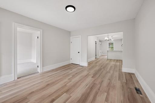 2715 17th Avenue E, North Saint Paul, MN 55109