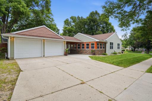 Photo for 720 Bonham Boulevard, Willmar, MN 56201 - listing #7139523 720 Bonham Boulevard, Willmar, MN 56201