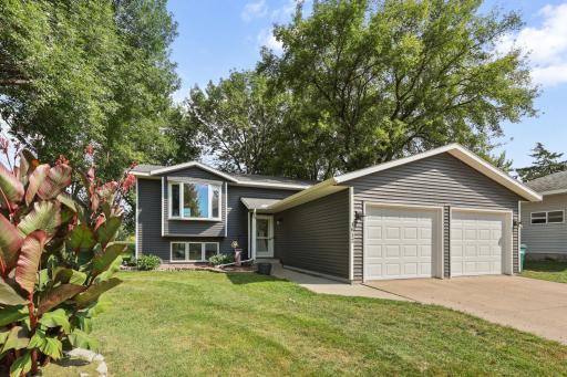 1612 Birch Avenue N, Glencoe, MN 55336