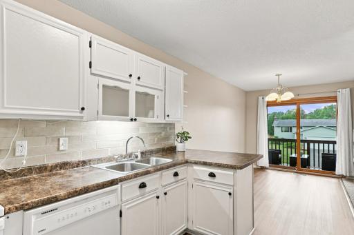 31-print-1716_Woodgate_Lane_Eagan_07714.jpg