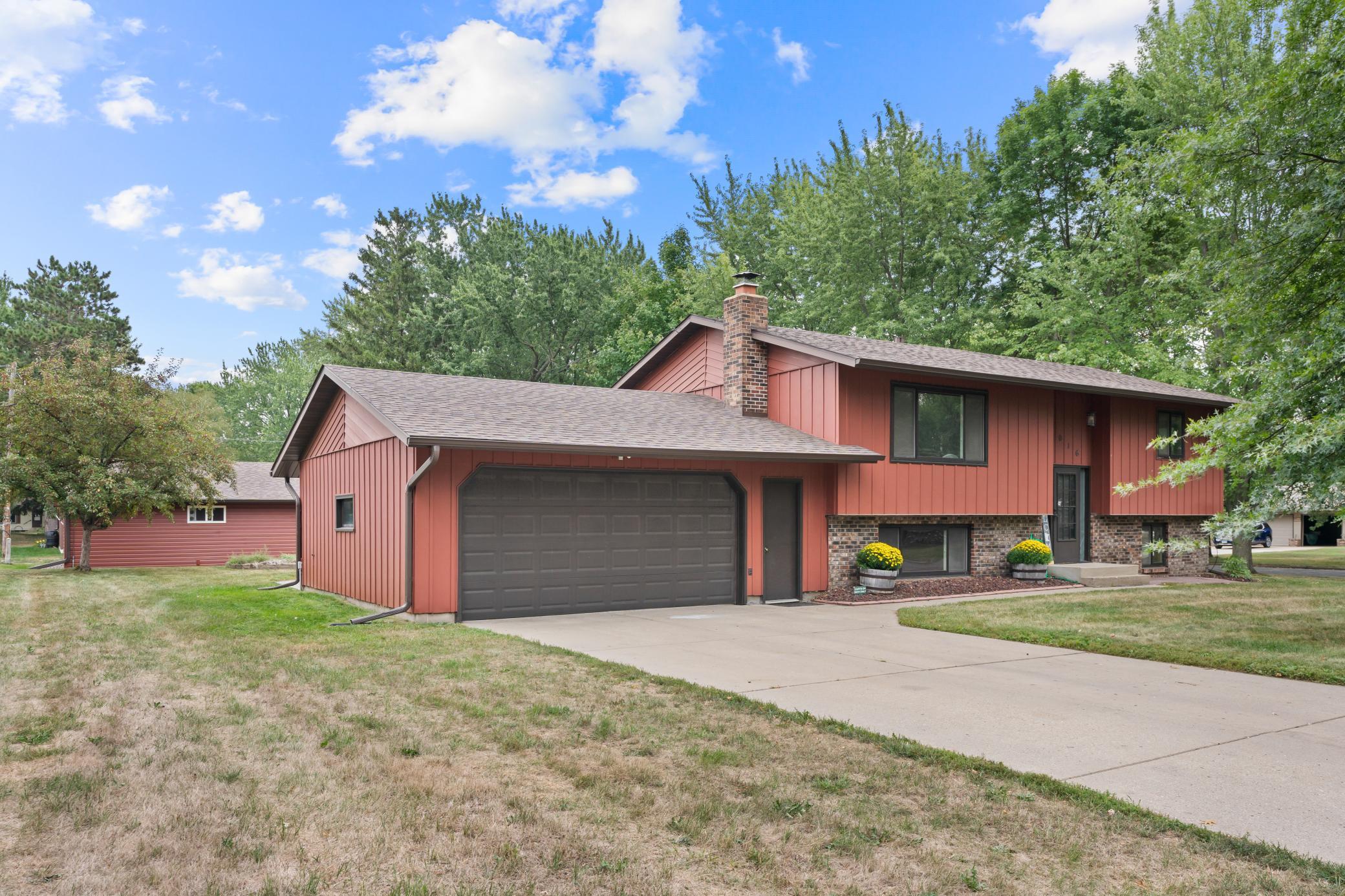 Property photo for 1016 3 1/2 Avenue N, Sauk Rapids, MN 56379