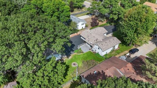 Welcome to 8378 Groveland Road