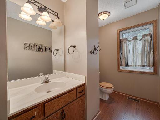 2613 Kennelly Place, Burnsville, MN 55337