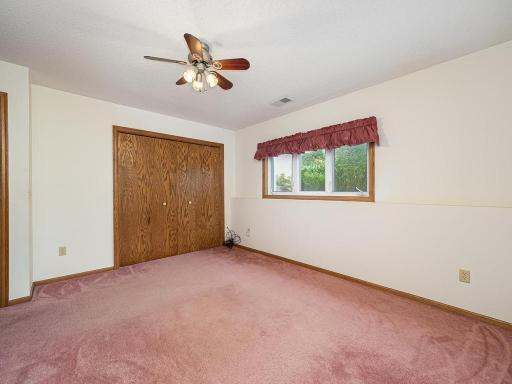2613 Kennelly Place, Burnsville, MN 55337