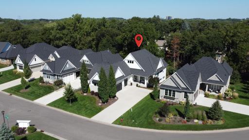 7091 Highland Court, Eden Prairie, MN 55346