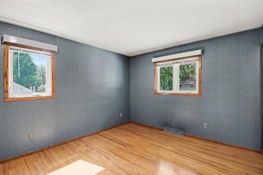 4833 Ensign Avenue N, New Hope, MN 55428