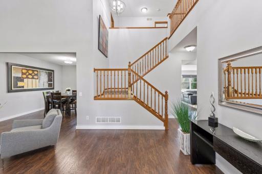 14052 Auburn Avenue, Rosemount, MN 55068