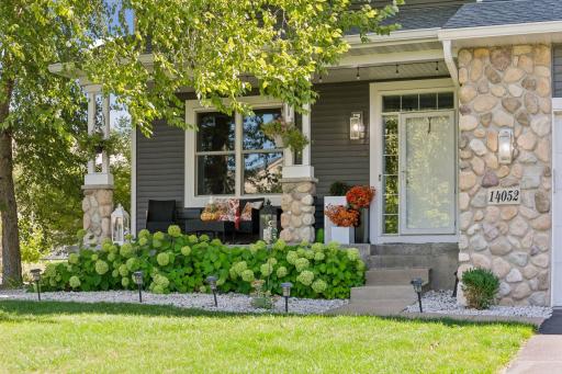 14052 Auburn Avenue, Rosemount, MN 55068
