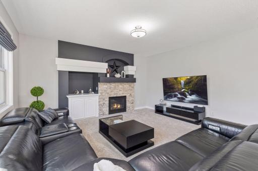 14052 Auburn Avenue, Rosemount, MN 55068
