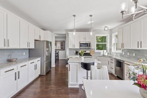 14052 Auburn Avenue, Rosemount, MN 55068