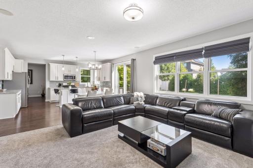14052 Auburn Avenue, Rosemount, MN 55068