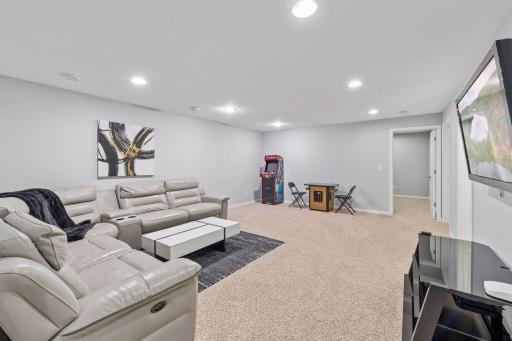 14052 Auburn Avenue, Rosemount, MN 55068