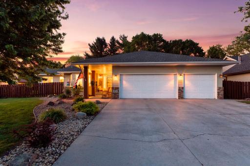 1-web-or-mls-23104 Havelka Ct N-6 copy.jpg