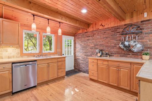 1530 N Arm Drive, Orono, MN 55364