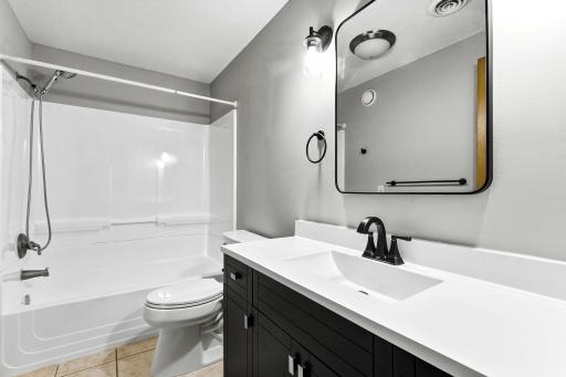 28-web-or-mls-513-Maple-Knoll-Way-NW-36.jpg