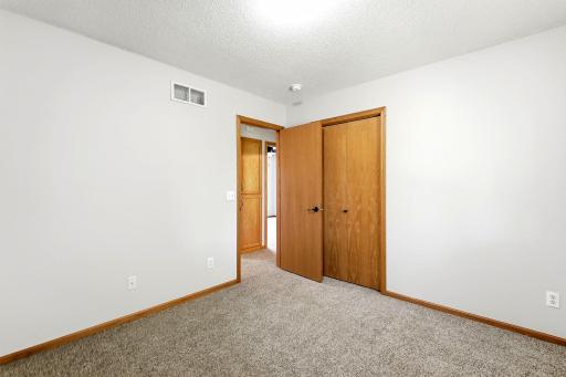 18-web-or-mls-513-Maple-Knoll-Way-NW-26.jpg