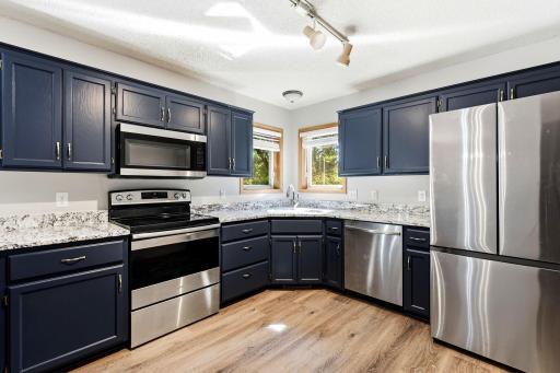 13-web-or-mls-513-Maple-Knoll-Way-NW-21.jpg