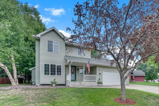 3-web-or-mls-513-Maple-Knoll-Way_Exterior-03.jpg