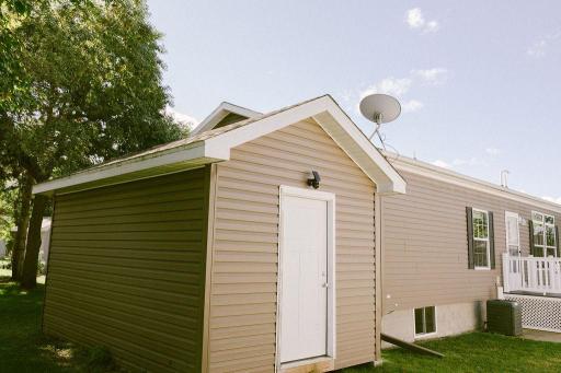 Shed