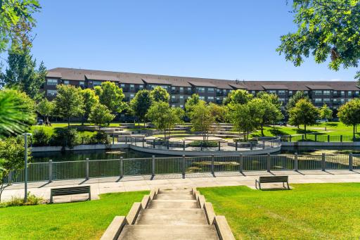 Parkside is truly park side! Located between The Draw and Waterfront Parks. Not only will you enjoy all the nearby recreation, this home is conveniently located to local schools, shopping and conveniences and the entire Twin Cities.