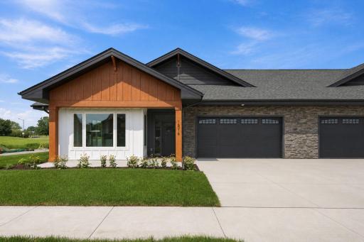 16316 Esprit Court, Lakeville, MN 55044
