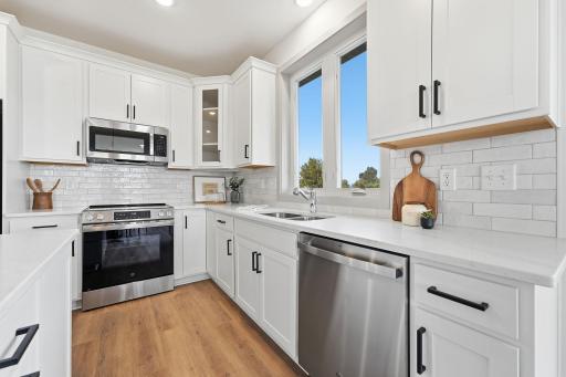 16303 Esprit Court, Lakeville, MN 55044
